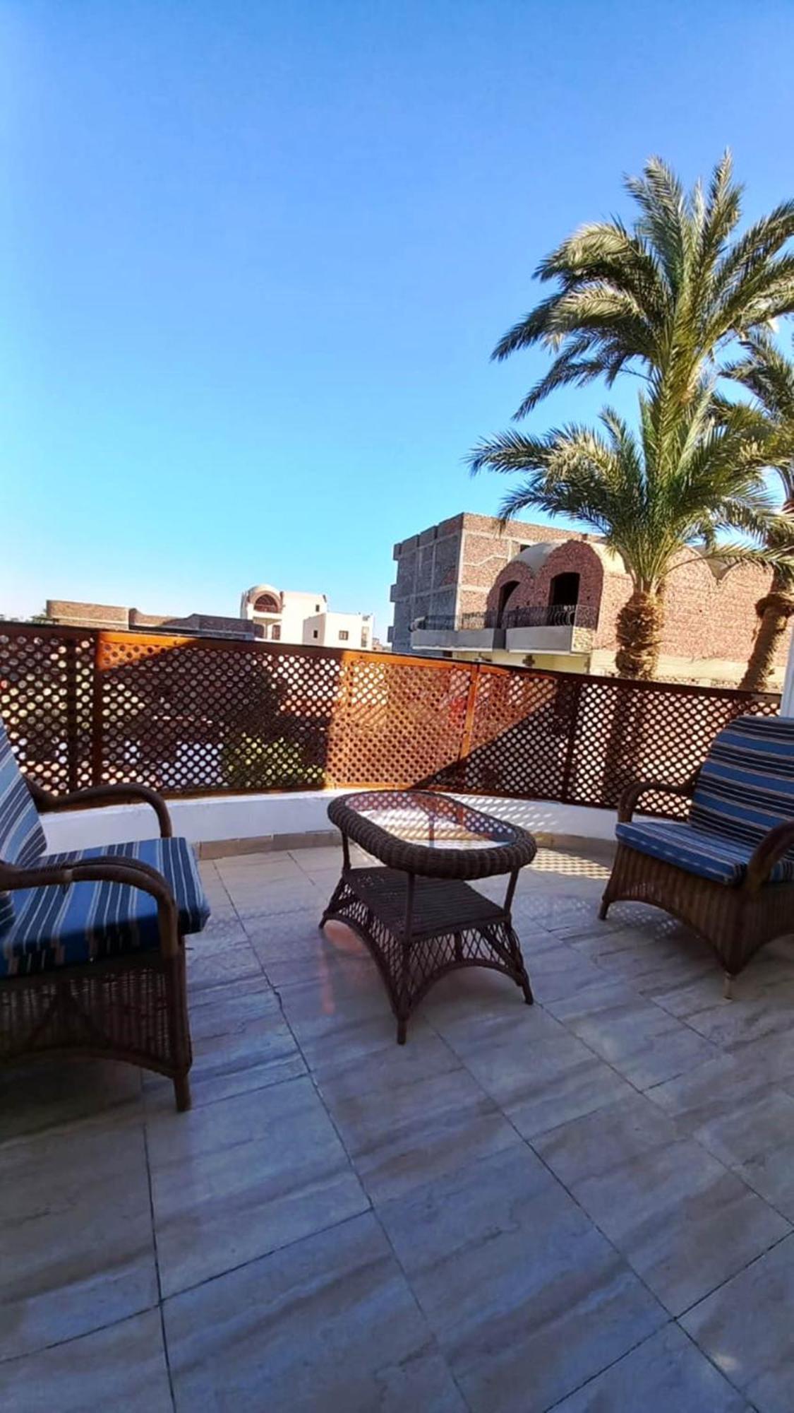 Villa Giulio Luxor Guest House Exteriör bild